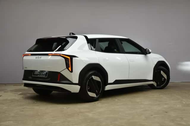 Kia EV4 (2026) thumbnail 6