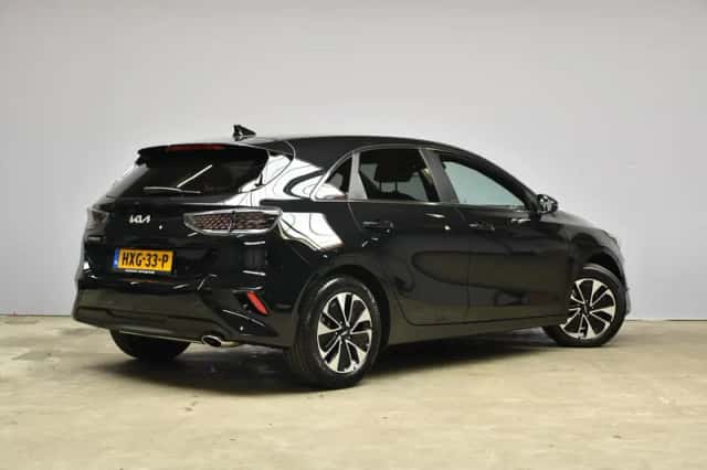 Kia Ceed (2025) thumbnail 5