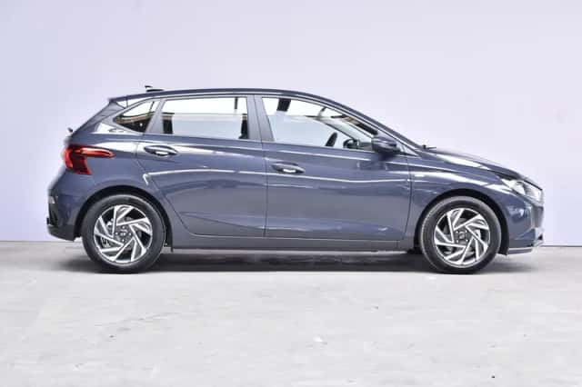 Hyundai i20 (2024) thumbnail 3
