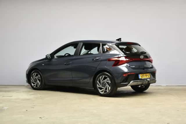 Hyundai i20 (2024) thumbnail 3