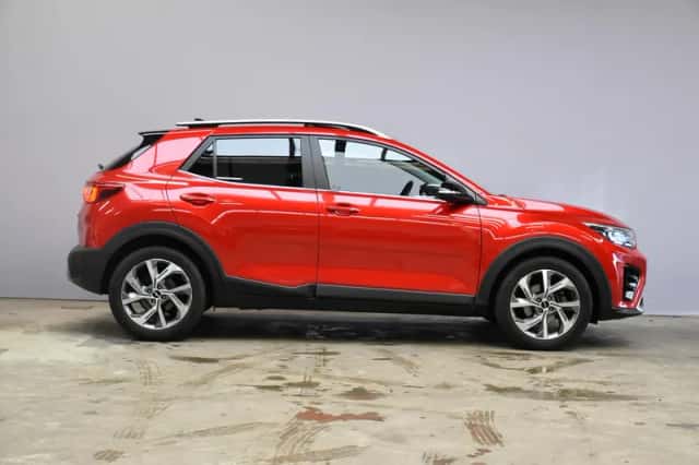Kia Stonic (2022) thumbnail 4