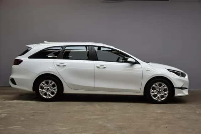 Kia Ceed Sportswagon (2025) thumbnail 4