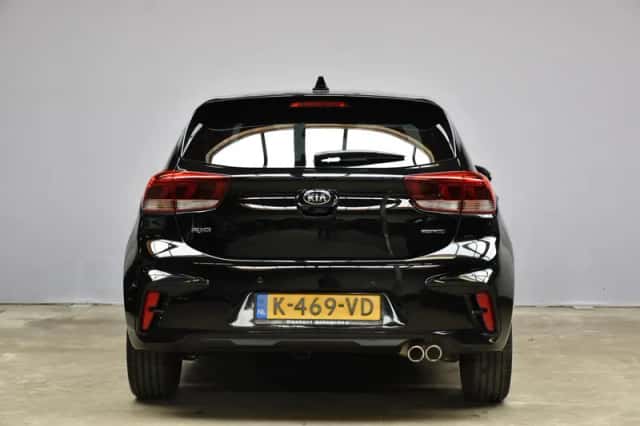 Kia Rio (2021) thumbnail 6