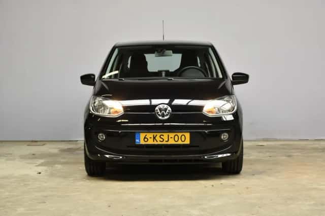 Volkswagen Up! (2013) thumbnail 2