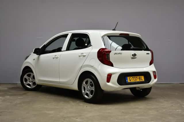 Kia Picanto (2019) thumbnail 5