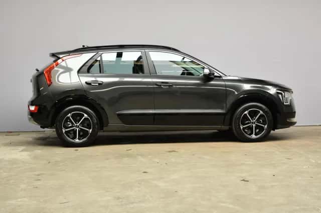 Kia Niro (2025) thumbnail 4