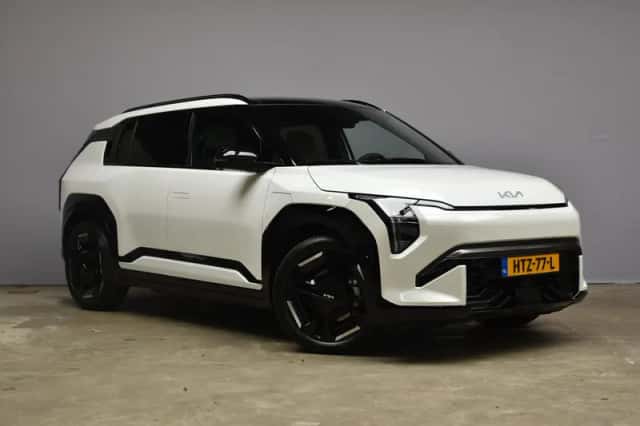 Kia EV3 (2025) thumbnail 3