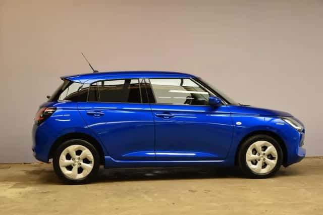Suzuki Swift (2025) thumbnail 5