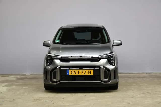 Kia Picanto (2024) thumbnail 2