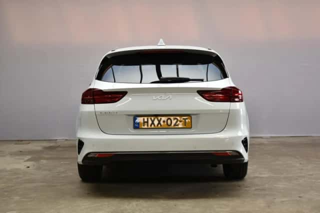 Kia Ceed Sportswagon (2025) thumbnail 6