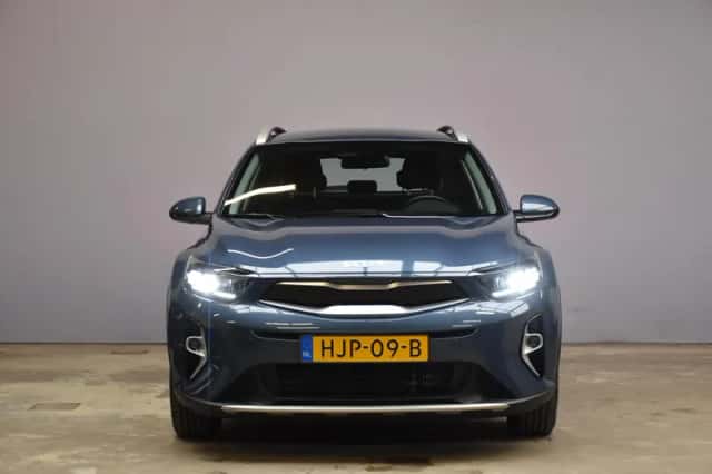 Kia Stonic (2025) thumbnail 2