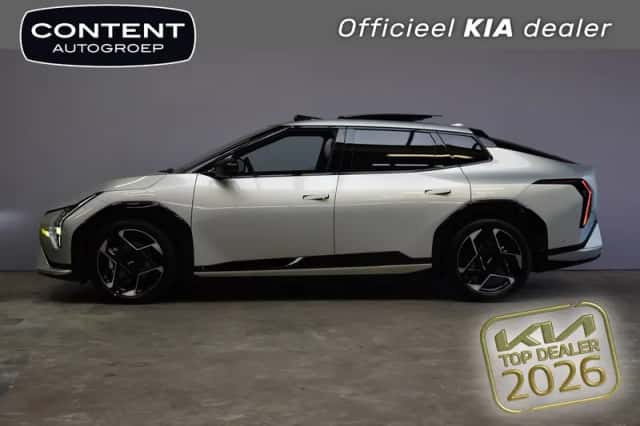 Kia EV4 (2026) thumbnail 2