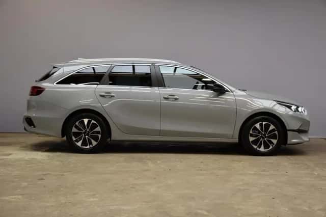 Kia Ceed Sportswagon (2025) thumbnail 4