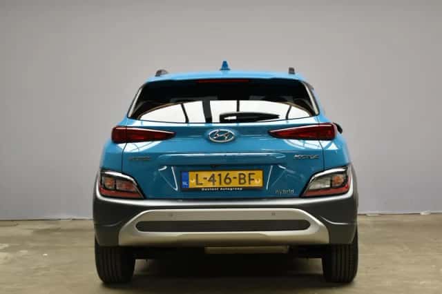 Hyundai Kona (2021) thumbnail 6
