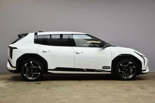 Kia EV4 (2026) thumbnail 5