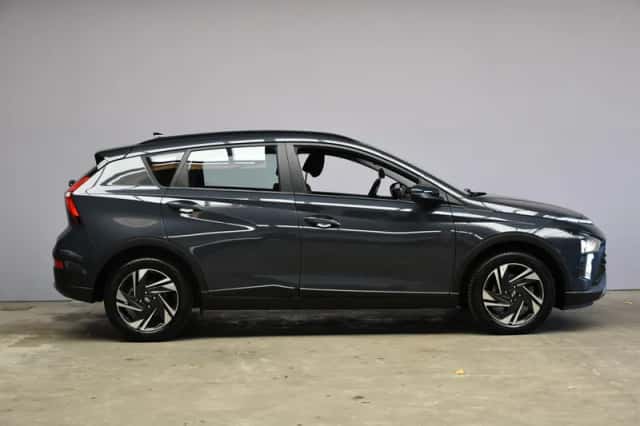 Hyundai Bayon (2021) thumbnail 4
