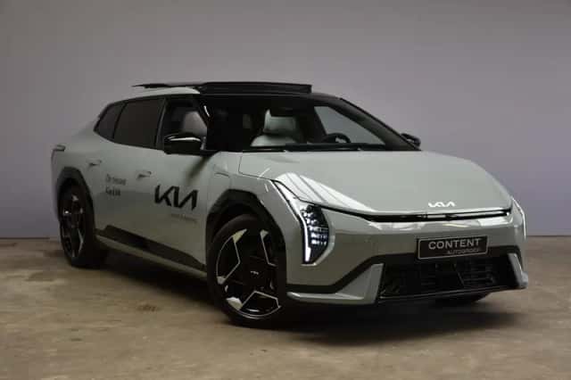 Kia EV4 (2026) thumbnail 3