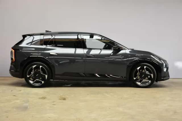 Kia EV4 (2026) thumbnail 5