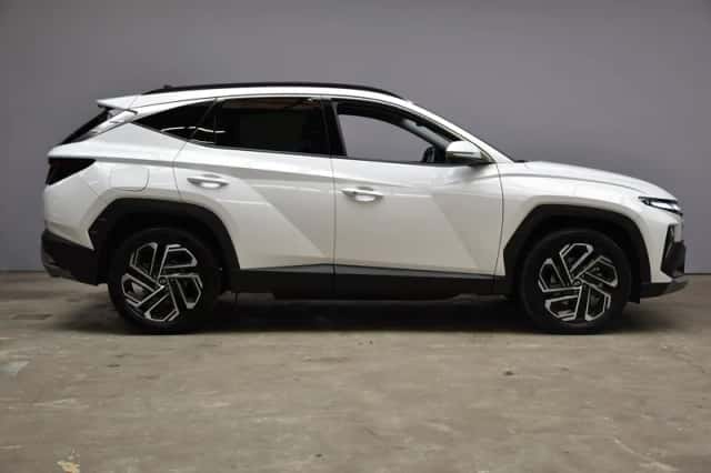 Hyundai Tucson (2024) thumbnail 4