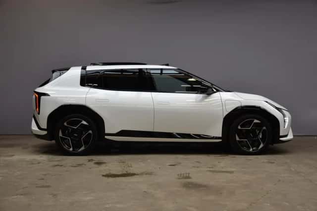 Kia EV4 (2026) thumbnail 5
