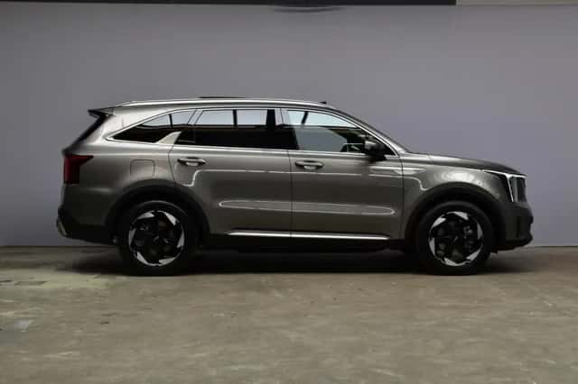 Kia Sorento (2026) thumbnail 5