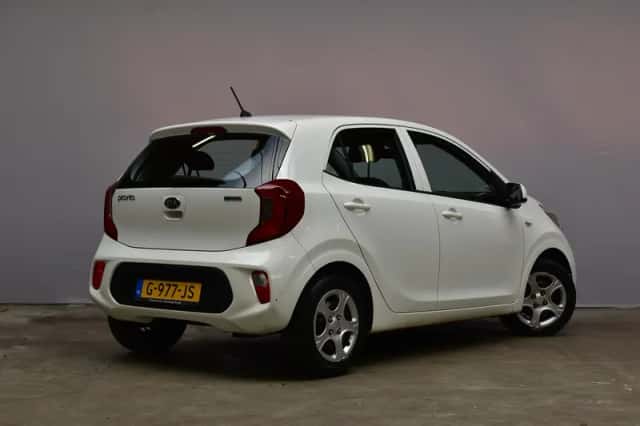 Kia Picanto (2019) thumbnail 5