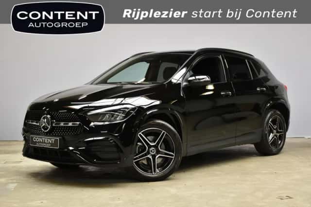 Mercedes-Benz GLA (2025) thumbnail 1
