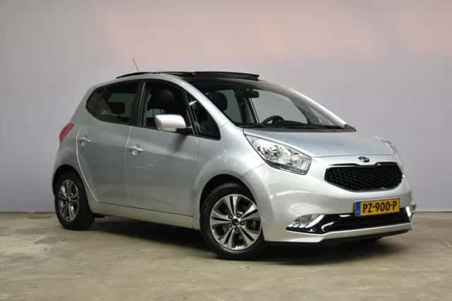 Kia Venga (2017) thumbnail 3