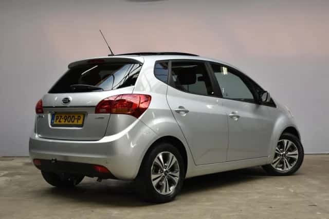 Kia Venga (2017) thumbnail 5