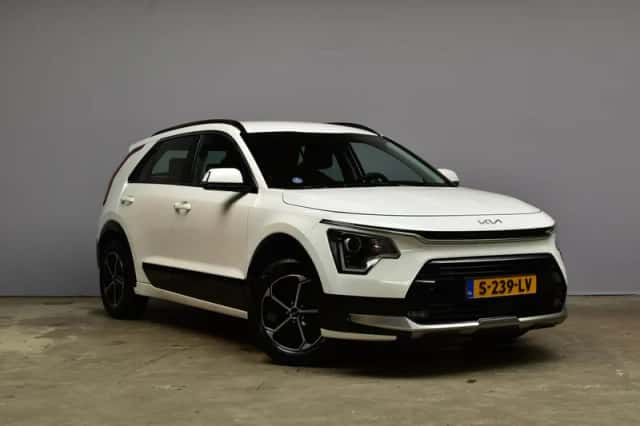 Kia Niro (2023) thumbnail 3