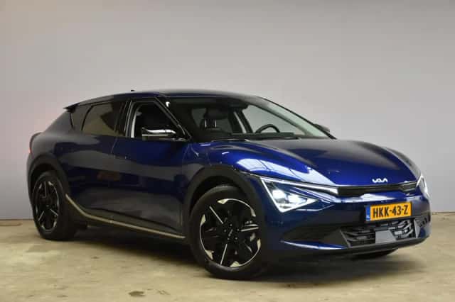Kia EV6 (2025) thumbnail 4