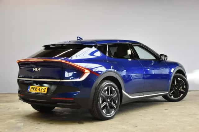 Kia EV6 (2025) thumbnail 6