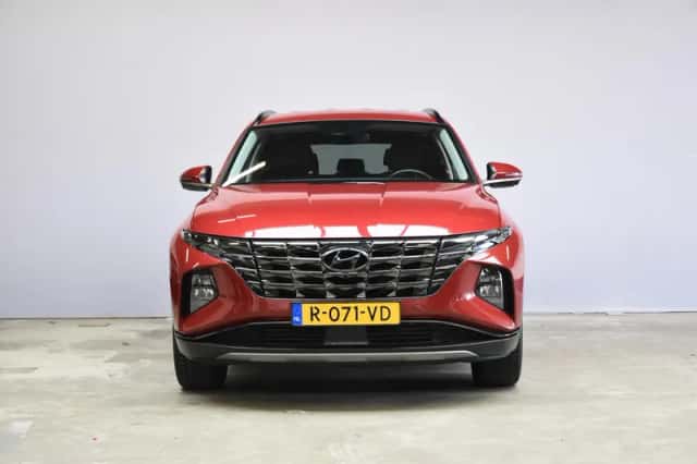 Hyundai Tucson (2022) thumbnail 2