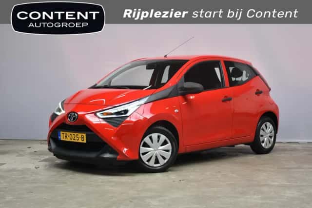 Toyota Aygo (2018) thumbnail 1