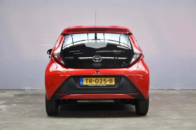 Toyota Aygo (2018) thumbnail 6