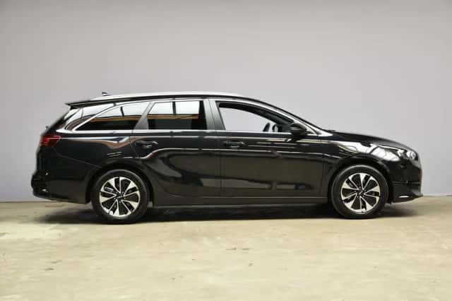 Kia Ceed Sportswagon (2025) thumbnail 4