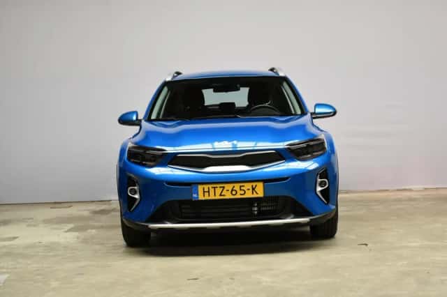 Kia Stonic (2025) thumbnail 2