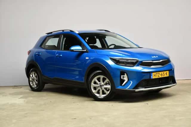 Kia Stonic (2025) thumbnail 3