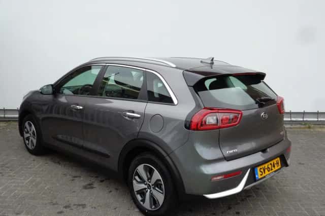 Kia Niro (2018) thumbnail 5