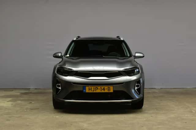 Kia Stonic (2025) thumbnail 2