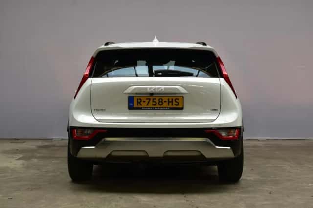 Kia Niro (2022) thumbnail 6