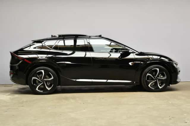 Kia EV6 (2024) thumbnail 4