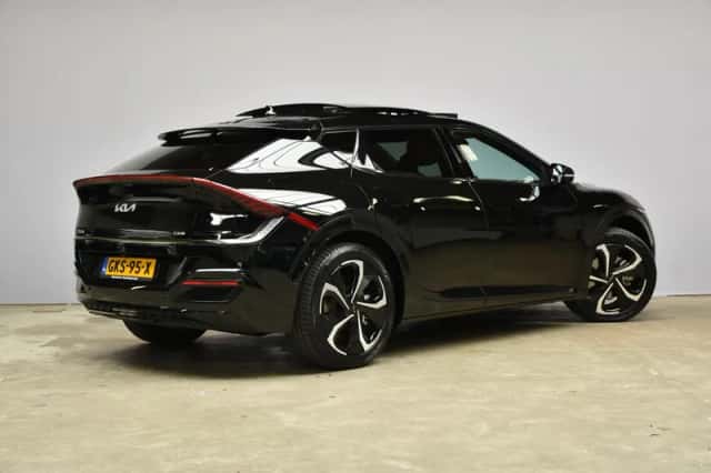 Kia EV6 (2024) thumbnail 5