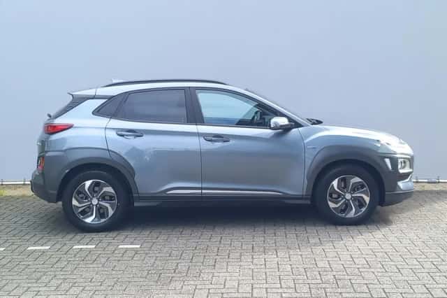 Hyundai Kona (2020) thumbnail 4