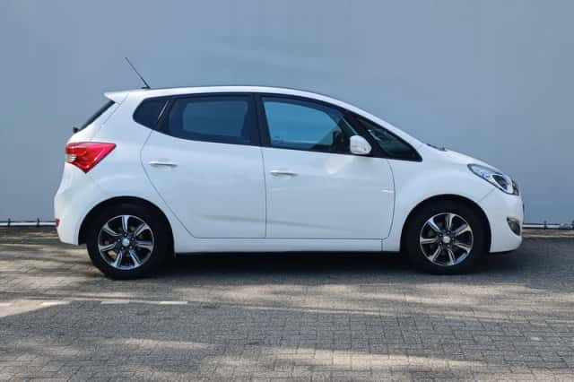 Hyundai ix20 (2017) thumbnail 4