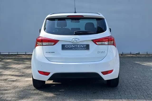 Hyundai ix20 (2017) thumbnail 6