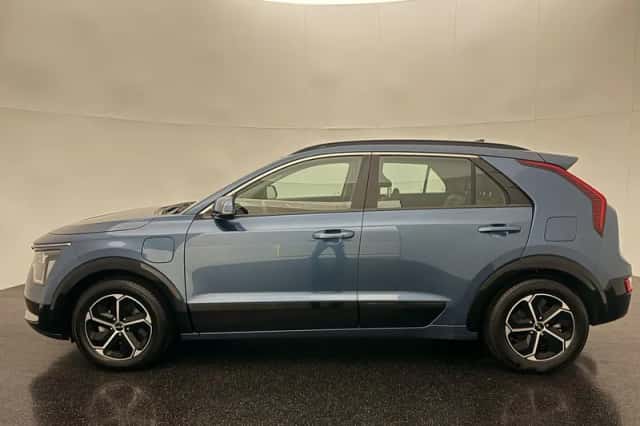 Kia Niro (2022) thumbnail 3