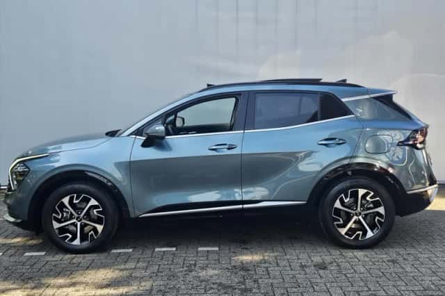 Kia Sportage (2022) thumbnail 2