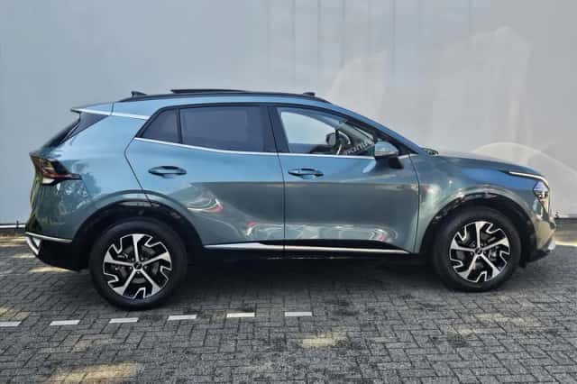 Kia Sportage (2022) thumbnail 5