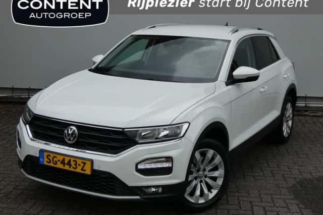 Volkswagen T-Roc (2018) thumbnail 1